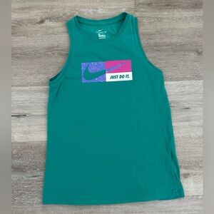 Nike Green Athletic Tank Top with Graphic Print